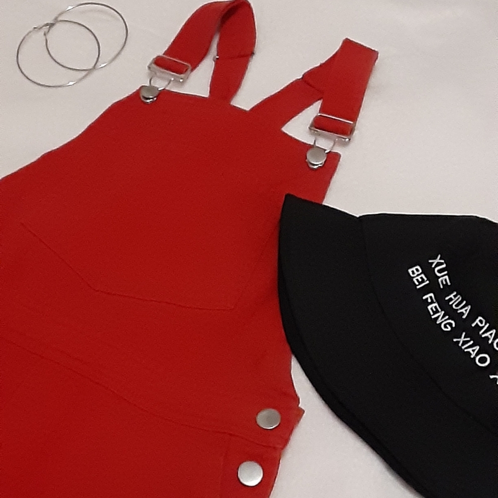 Small forever 21 red overalls